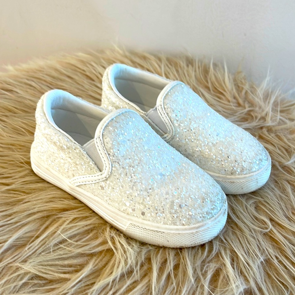 Felix & Flora Glitter White Slip On Shoes Size 6 sneaker tennis